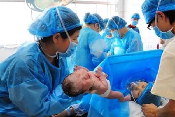 长沙中南湘雅二医院赠卵借卵试管婴儿生殖医生有哪些